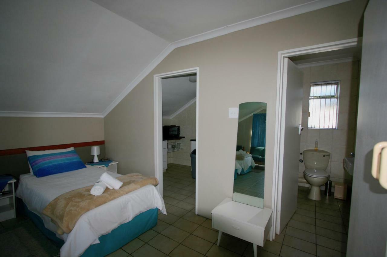 دوربانفيل Clouds Guest House المظهر الخارجي الصورة