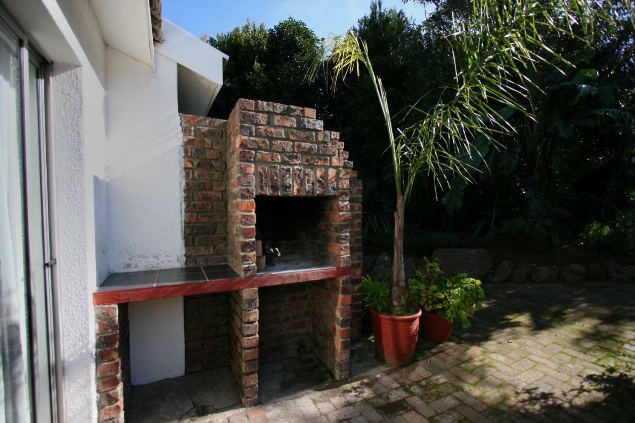 دوربانفيل Clouds Guest House المظهر الخارجي الصورة